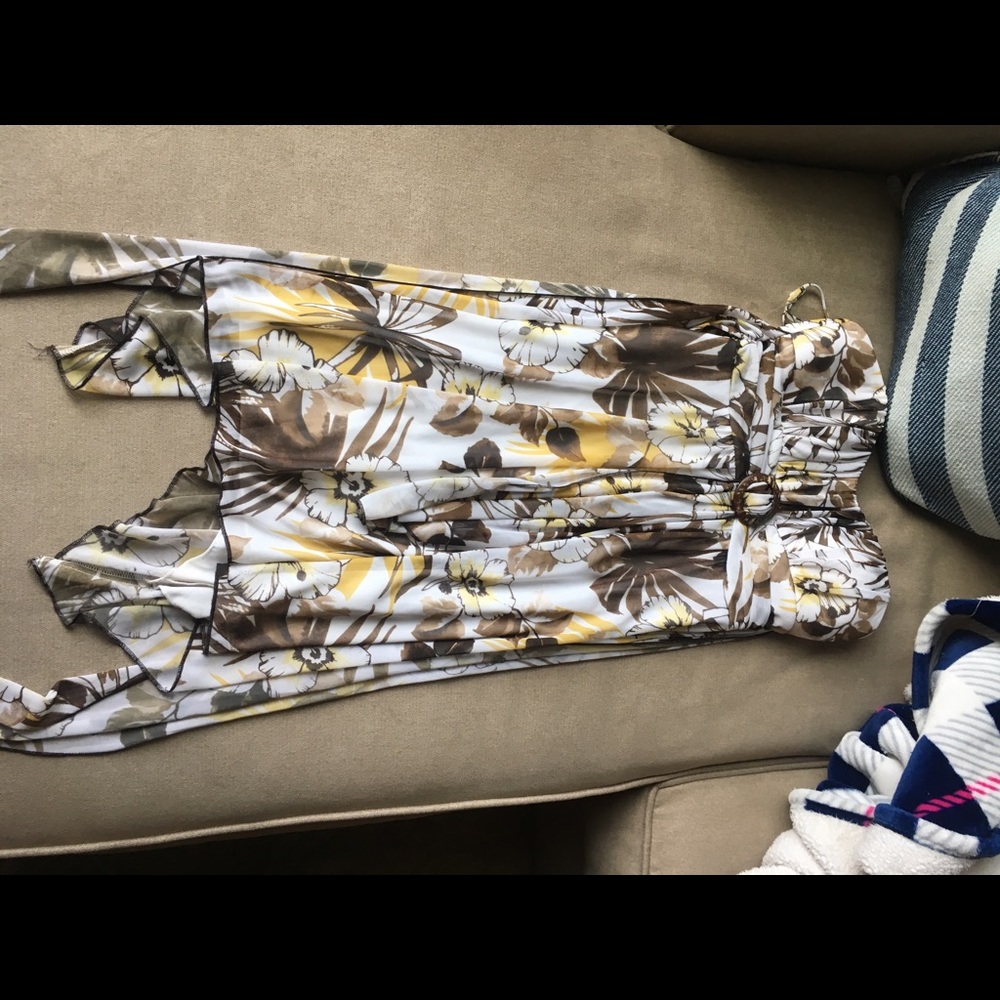 Dress - Picture 2 of 3